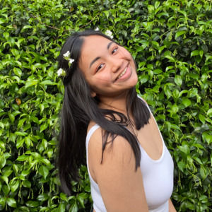 Meet your Posher, Isalys